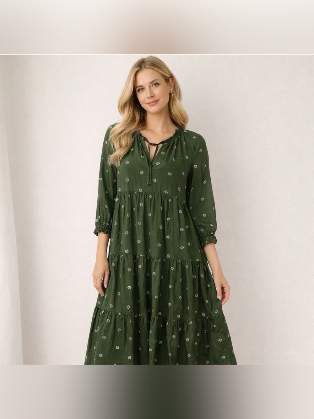 Madewell Tie-Front Neck Tiered Green Midi dress. Stardot Pattern. Womens xs